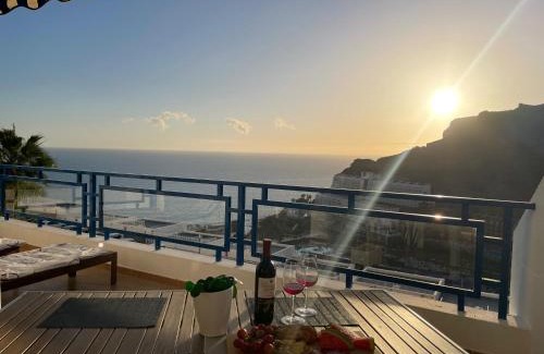 Taurito Apartment | Sunny Seaview Modern apt - pool and beach access