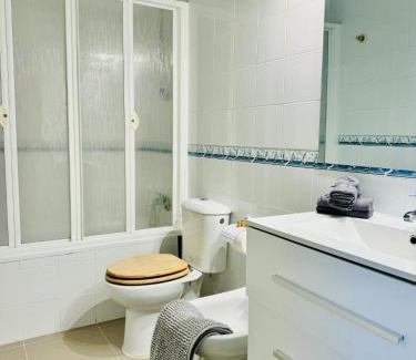 Montequinto House | Sunny SemiDetached private house 10min from City center