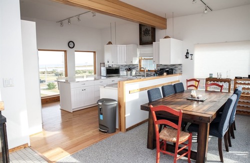 Frisco Cottage | Sunny Spot is a unique Oceanfront cottage in Frisco!