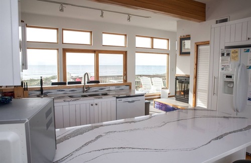 Frisco Cottage | Sunny Spot is a unique Oceanfront cottage in Frisco!