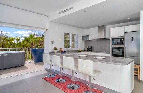 La Capellania Apartment | Sunny terrace with Jacuzzi by Costarentals- Ref 26