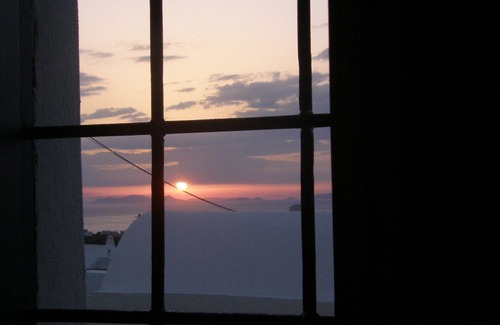 Finikia House | Sunny Winehouse. Stylish studio with big terrace and stunning sea - sunset views