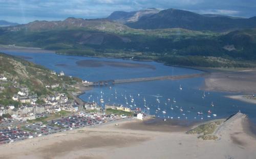 Barmouth House | Sunray Suites