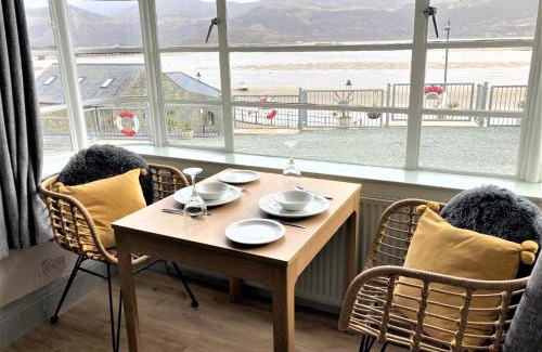 Barmouth House | Sunray Suites