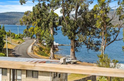 Dover Apartment | Sunrise Cottage- Dover Tasmania