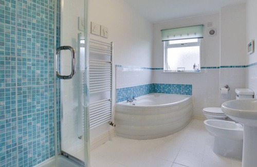 Winnard's Perch House | Sunrise - Four Bedroom House, Sleeps 8
