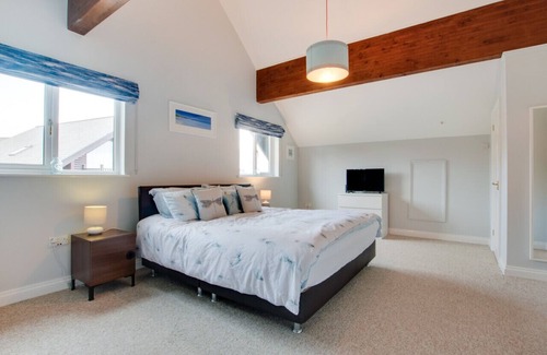 Winnard's Perch House | Sunrise - Four Bedroom House, Sleeps 8