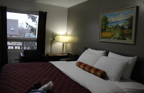 Parry Sound Hotel | Sunrise Inn
