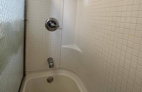 West Babylon Hotel | Sunrise Inn Motel