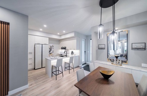 Regional District of Nanaimo Apartment | Sunrise Ridge Waterfront Resort