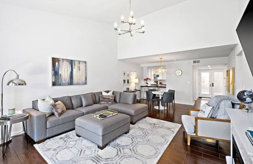 Rancho Mirage House | Sunrise Sanctuary: Monthly Retreat with Pool