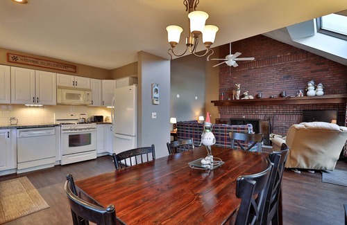 Central Vermont- Killington Condo | Sunrise Timberline: 3br, 2ba Ski In/ski Out Condo 3 Bedroom Condo