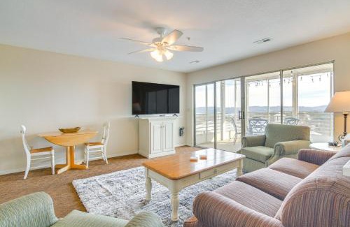 Kimberling City Apartment | Sunrise Views and Pool Access Table Rock Lake Condo