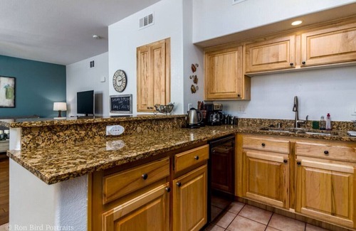 Mesquite Condo | Sunrise Vistas by J & Amy BL991327