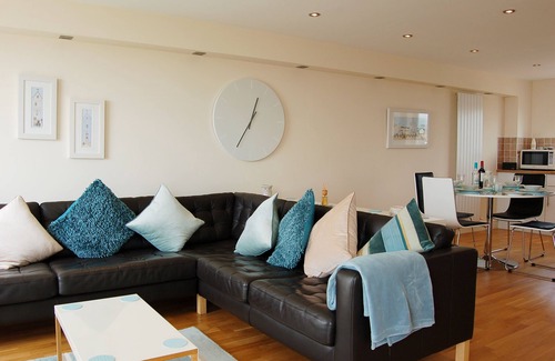 Tywyn House | Sunset Bay Beach House in Tywyn