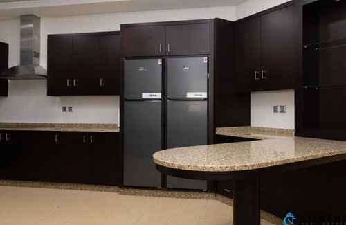 Jumeira 3 Condo | Sunset Beach Shared Retreat