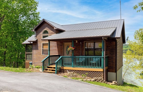 Sevierville Cabin | Sunset Breeze