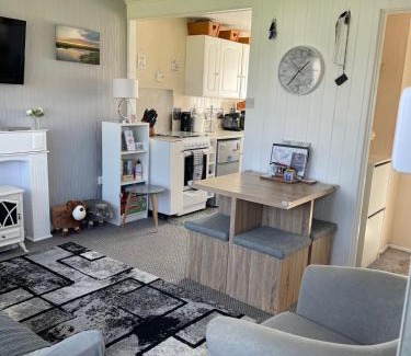 Great Yarmouth Ski Chalet | Sunset Chalet