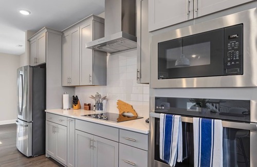 Wake Forest Condo | Sunset Grove - 2 Full Luxury Condos + Roof Deck