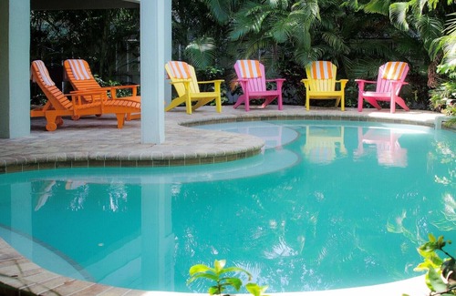 Holmes Beach House | Sunset Landing AMI Beach House. 6BR/4.5BA. Private pool. 2 blks to beach.
