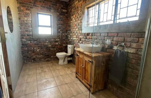 Kroonstad Cabin | Sunset Lodge