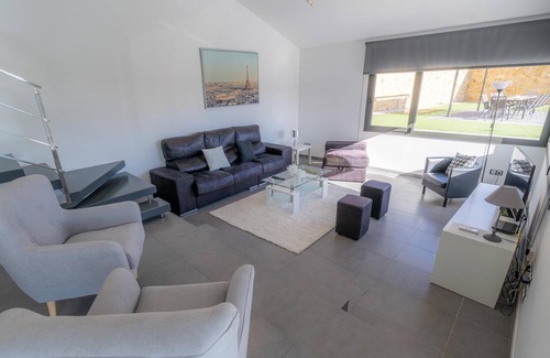 Condado del Jaruco Villa | SUNSET LUX, STUNNING DESIGN VILLA WITH LARGE POOL, SEA VIEWS AND AIR CONDITIONING