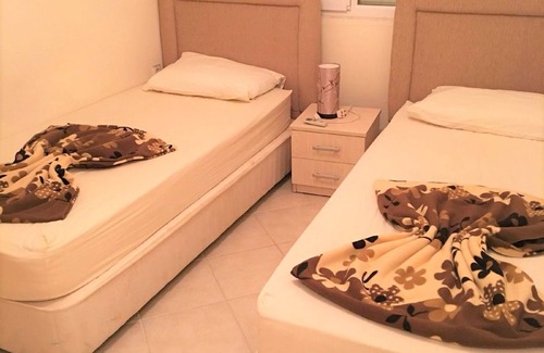 Kemer Mahallesi Apartment | Sunset Residence guarantees a wonderful holiday in this spacious 3 bed home