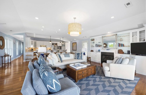 Pawleys Island House | Sunset Sanctuary Full House - 5 bedrooms, Creek Front