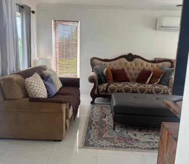 Orange Bay House | Sunset Serenity 2BR Oceanview Beach & Pool Access
