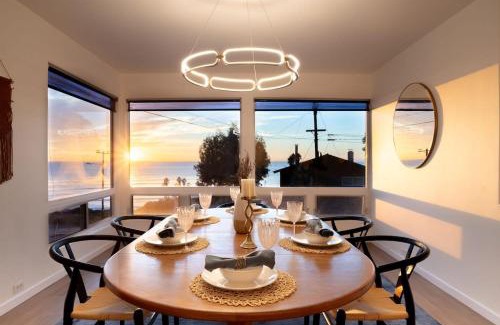 Sunset Cliffs House | Sunset Serenity On The Cliffs - Balcony- Oceanview