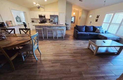 Pelican House | SunSet Vacations Villa