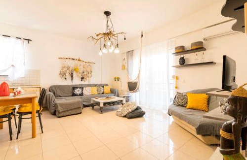 Petaloudes Apartment | Sunset View