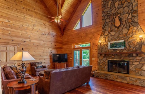 Elk Park House | Sunset View Lodge