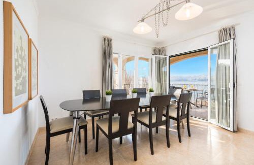 Marina Manresa Villa | Sunset Villa Nixe
