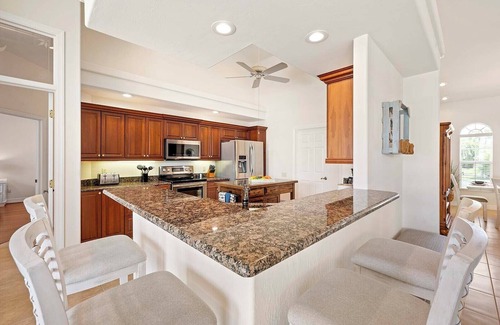 Pelican House | Sunsets in Paradise - Amazing Waterfront Vacation Villa