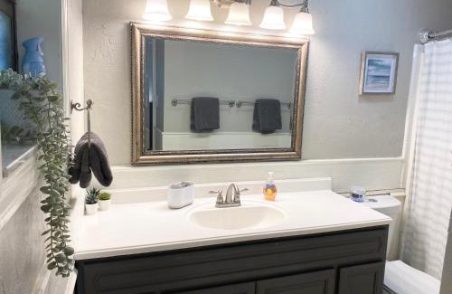 Cooper City House | Sunshine Acre 2B 2B King Master Suite, BIG Yard