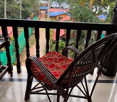 Varkala House | Sunshine beach resort