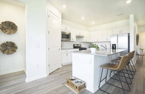 Naples House | Sunshine & Beach Vibes! Book now!