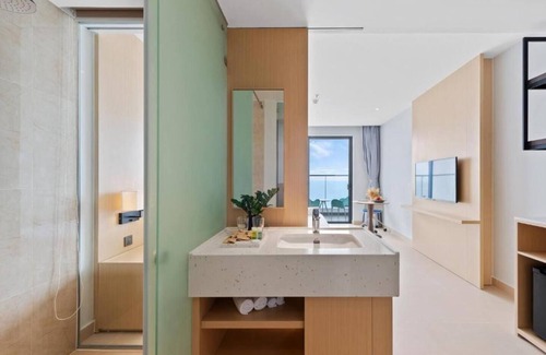 Khanh Hoa Hotel | Sunshine Cam Ranh See View