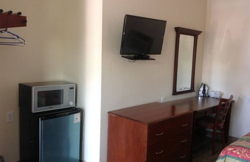 Bethune Grant Hotel | Sunshine Inn of Daytona Beach