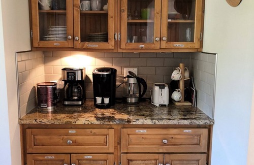 Northern Bruce Peninsula House | Sunshine Lake Huron Water Front Cottage