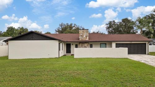Brandon House | Sunshine State Retreat Luxury Pool Home