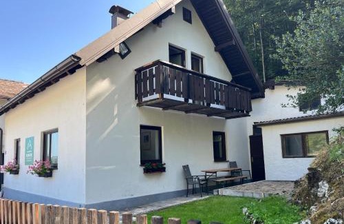 Weissenbach am Attersee House | Sunside Apartments Gästehaus