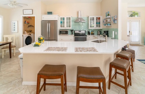 Central Naples House | Sunside House, 3/2 Pool Home in Gated Community and minutes from everything.