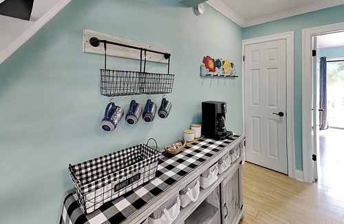 Holiday Beach Condo | Sunswept Condominium #210 | Gulf View + Resort Amenities