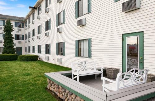 Coeur d'Alene Hotel | Super 8 by Wyndham Coeur d'Alene