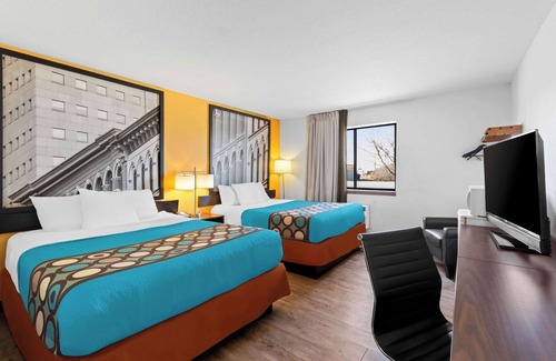 Elizabethtown Hotel | Super 8 by Wyndham Elizabethtown