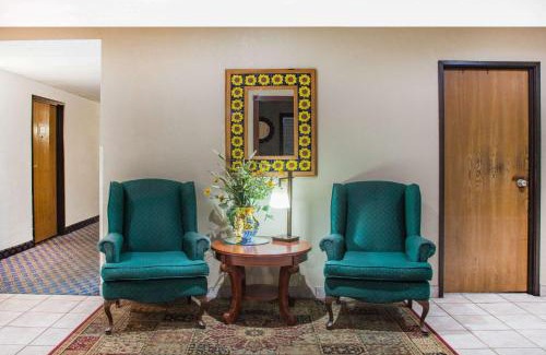Hot Springs Hotel | Super 8 by Wyndham Hot Springs