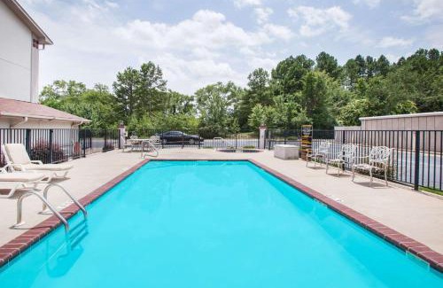 Hot Springs Hotel | Super 8 by Wyndham Hot Springs