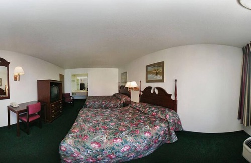 Central Oklahoma City Hotel | Super 8 by Wyndham Oklahoma Fairgrounds